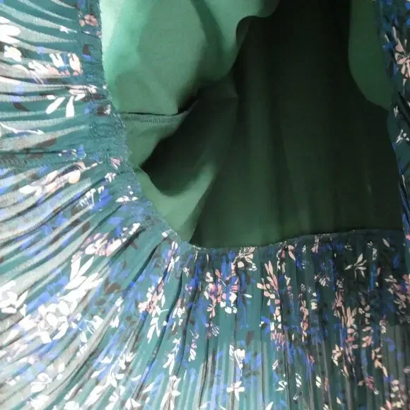 Banana Republic Sleeveless Micro Pleat Dress Sz 8 Petite Green Blue Floral Midi - Picture 9 of 13